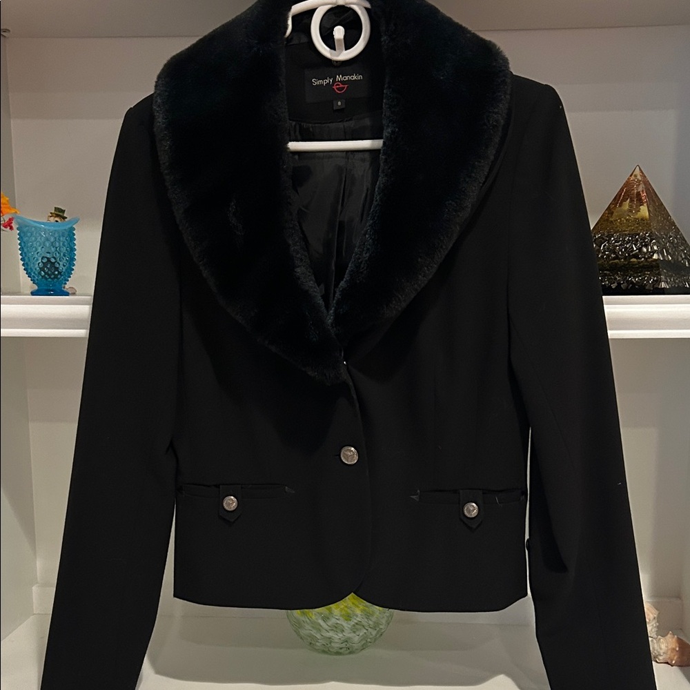 Black Blazer with Luxurious Fur Collar